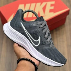 Nike Dnw